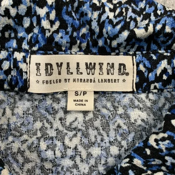 IDYLLWIND Shirt Womens Small Button Up Blouse Top Geometric Blue White - Picture 3 of 8